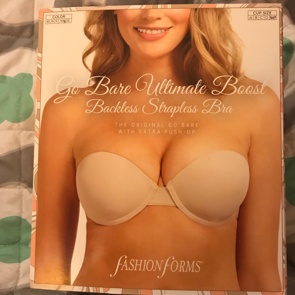 Stick on strapless bra